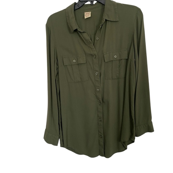 Faded Glory Tops - Faded glory button down shirt, size medium